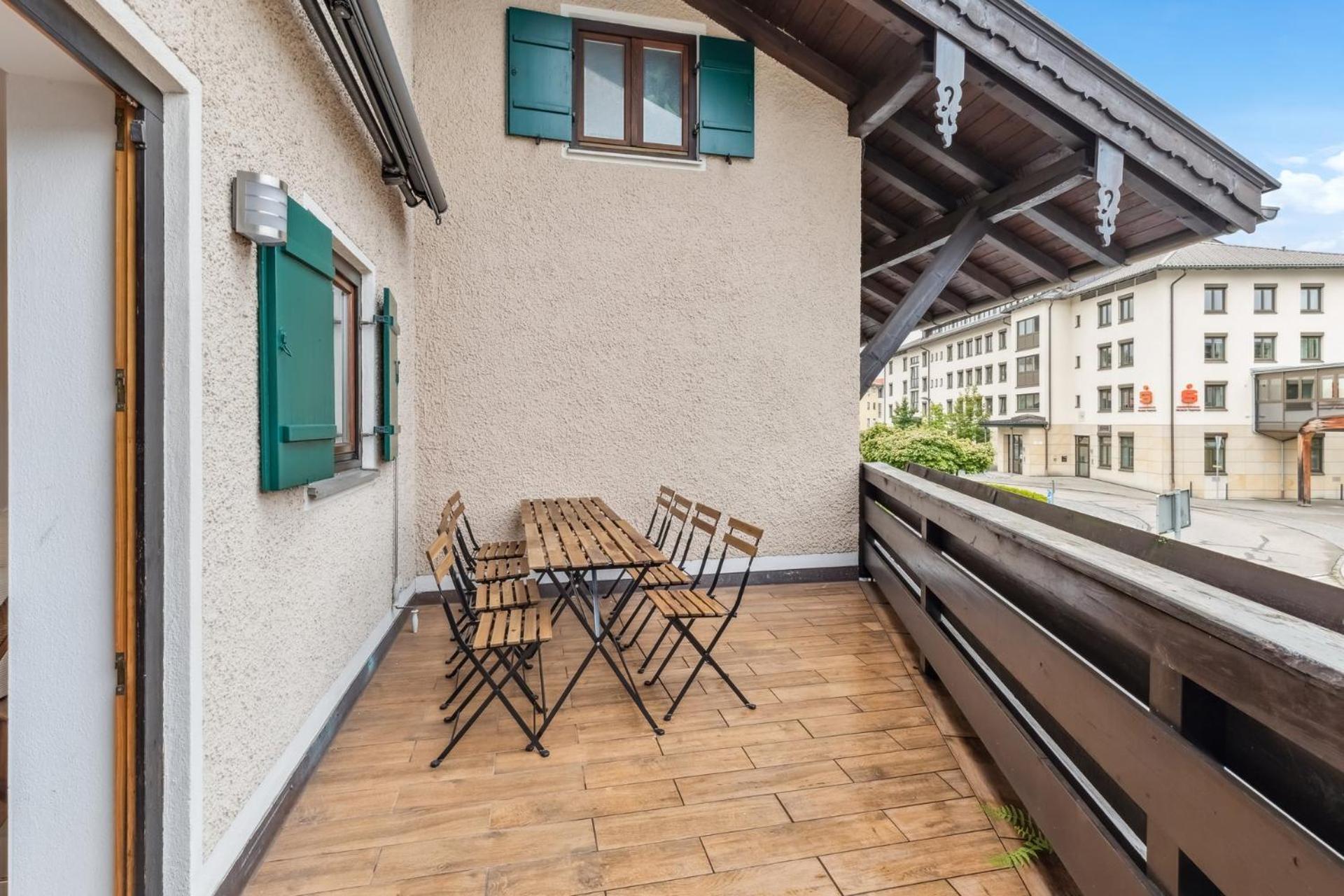 Casa Primavera - Grosse Stadtvilla Im Zentrum Miesbachs エクステリア 写真